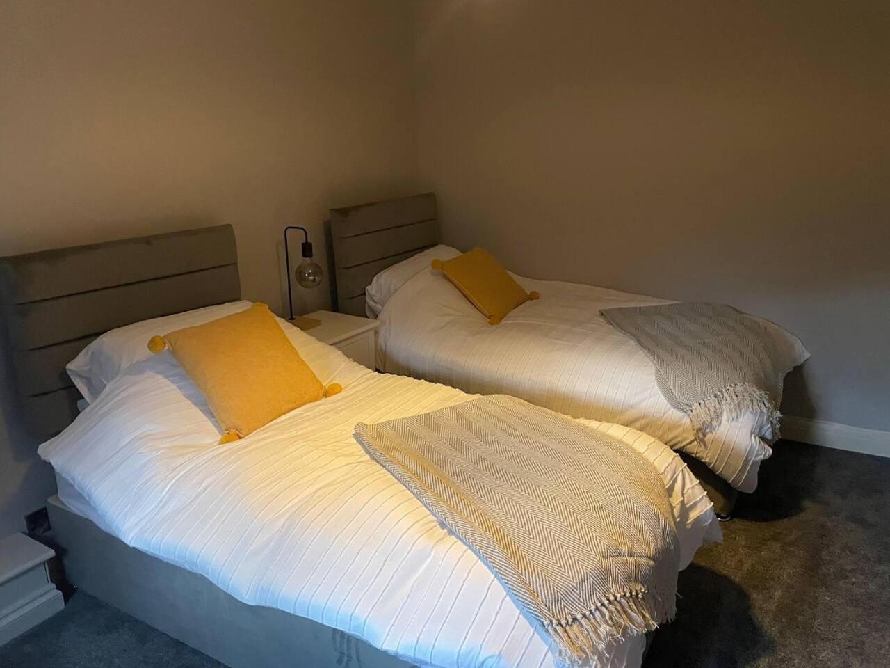 Cosy Apartment Above Village Pub 벅스턴 외부 사진